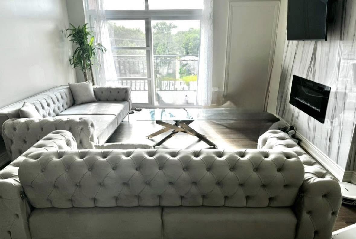 Modern Sofa Set
