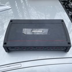 Kicker Class D 5-CH Amplifier KXA800.5