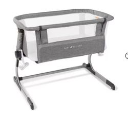 Baby Delight bassinet 