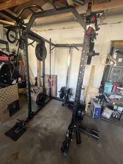 Home Gym With Dual Cables