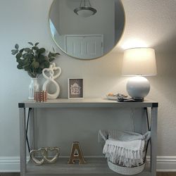 Entryway Table / Console Table 