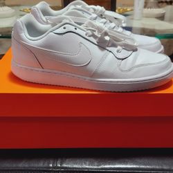 Nike Size 8 mens