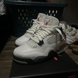 Jordan 4 White Cement Size 6y