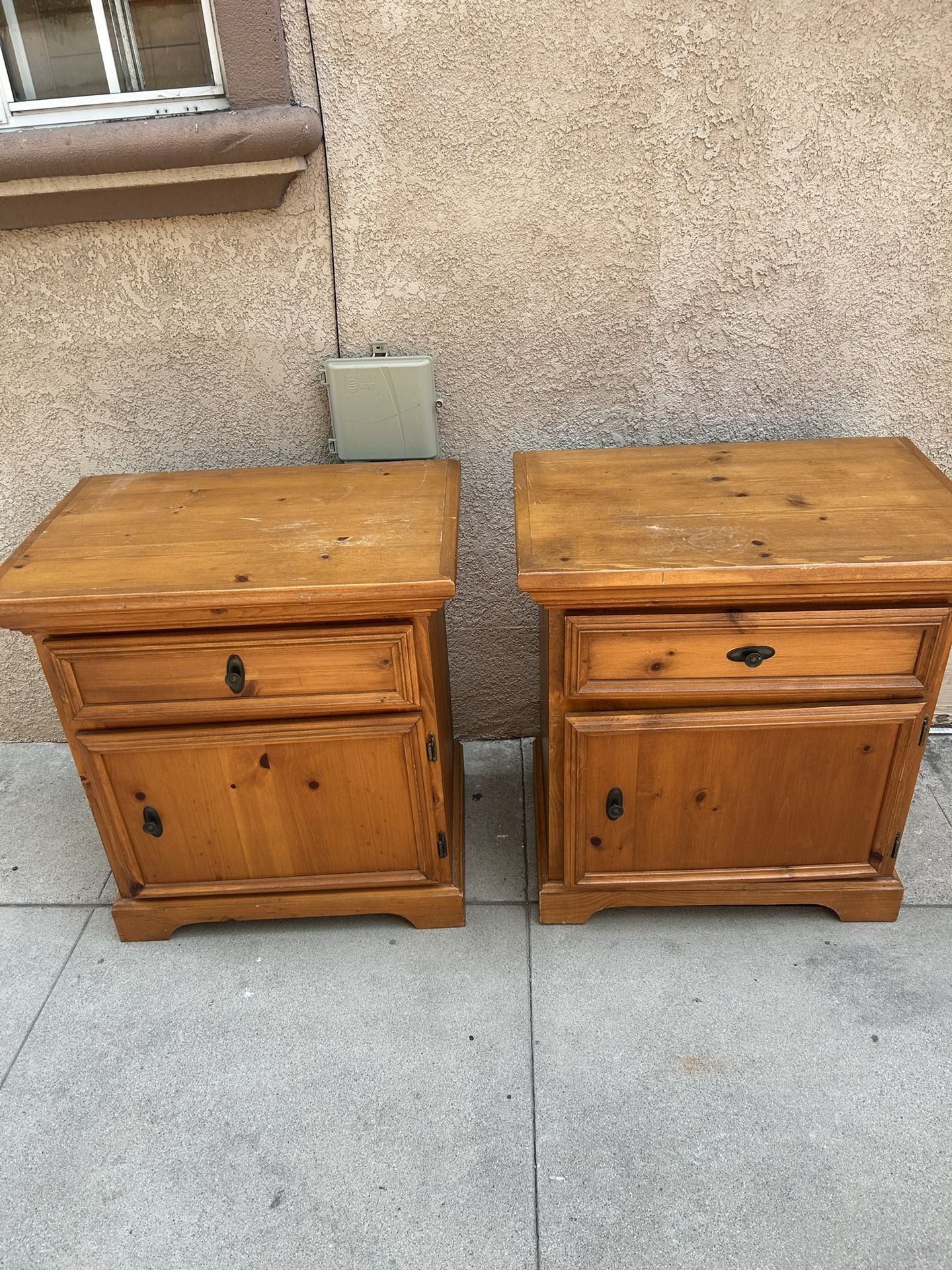 30x20.5x30 Cabinets For Sale