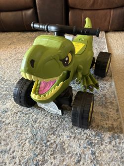 6V Jurassic World T-Rex Quad with Interactive Play Features