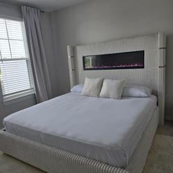 King Size Bed With Fireplace