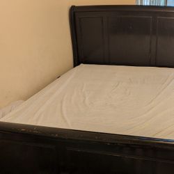 Queen Size Bed With Box Spring & Mattress 