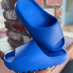Yeezy Slide Azure