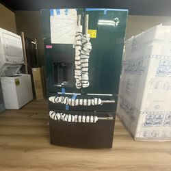 café Four-Door Ice And Water Black