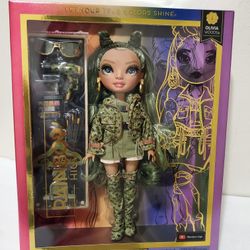 Rainbow High or Shadow High Olivia Camo Green Global Fashion Doll 0(contact info removed)1

