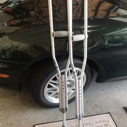 New Pediatric Crutches