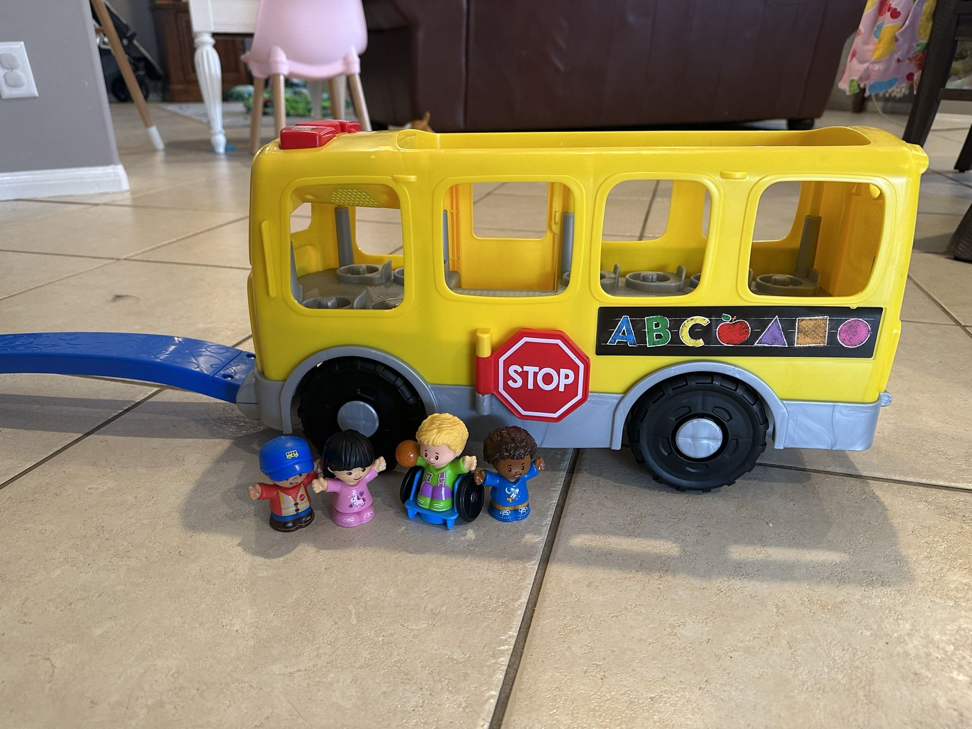 Fisher Price Bus 