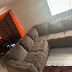 Brown Sectional Couches 