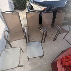 Patio Chairs And Side Stand 