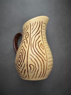 VINTAGE WATT Ovenware 614W U.S.A. Brown Tree Bark Art Pottery Pitcher Jug 8" ht.