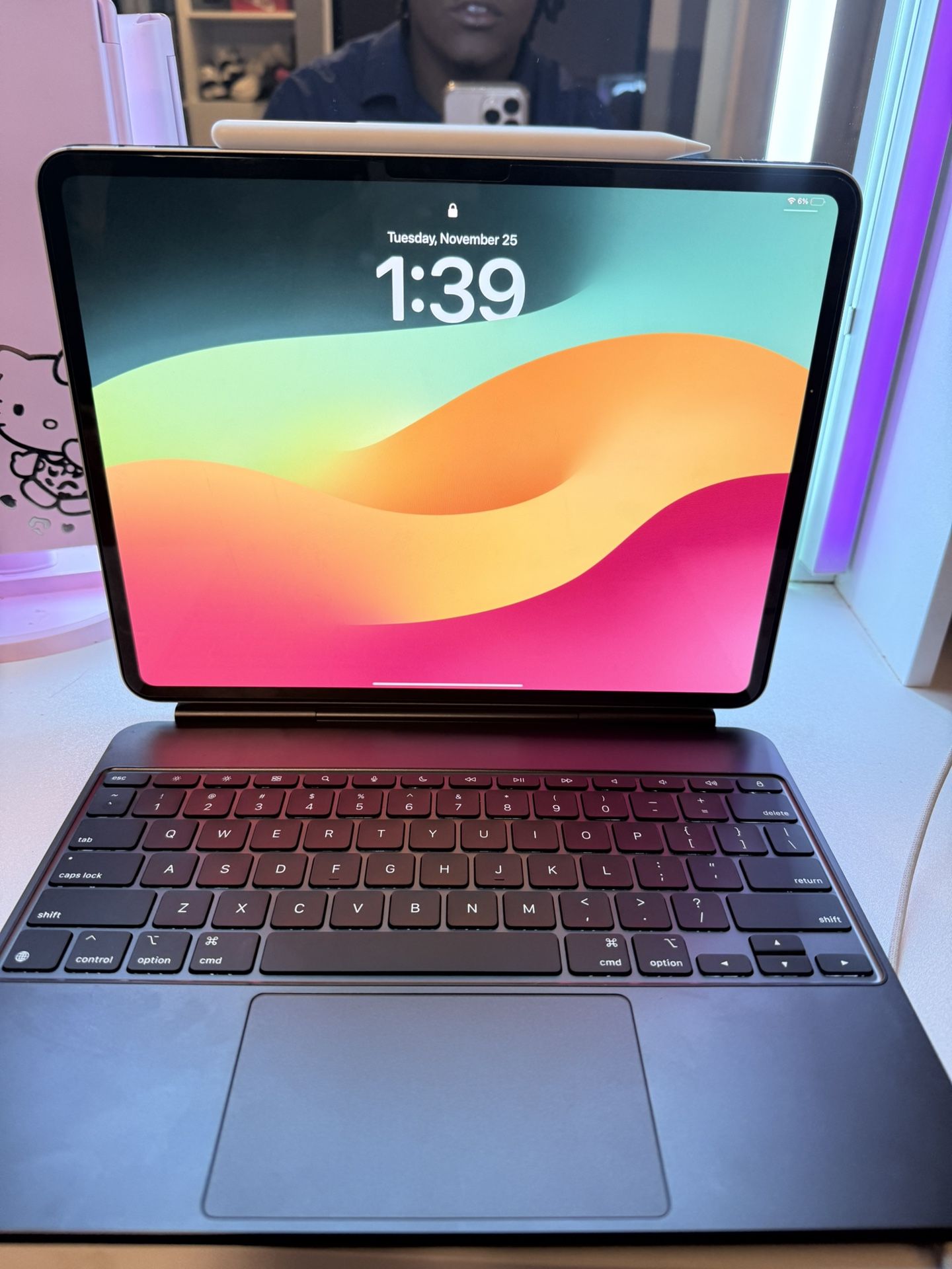 iPad Pro 13” M4 Bundle – Magic Keyboard + Apple Pencil Included