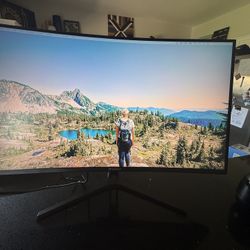 27” Curved Monitor 