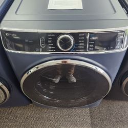 Profile 7.8 cu. ft. vented Electric Drver .c Sapphire Blue with Steam and Sanitize Cycle ENERGY STAR