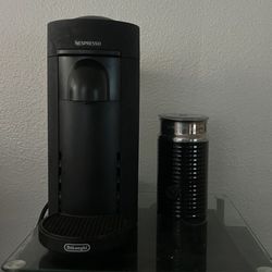 Nespresso Vertuo Plus With Pod Holder