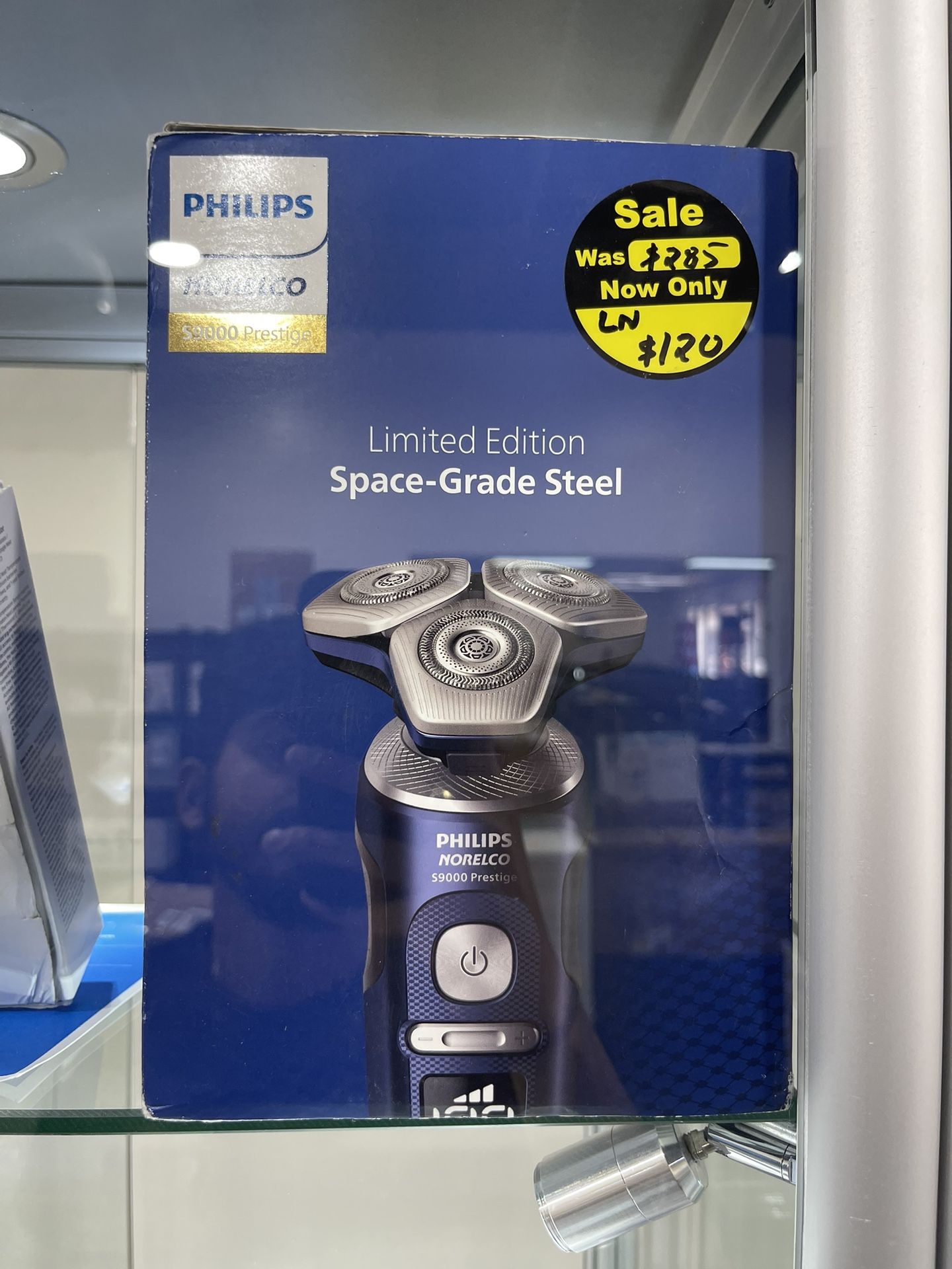Philips Norelco Shaver Series 9000 Prestige, Wet and Dry Electric Shaver, Blue, Lift & Cut Shaving System, SkinIQ Technology, Precision Trimmer, Nose