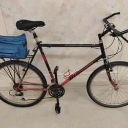 *Tall Rider Special * 1990 Peugeot Black Rock Mountain ATB/Commuter - 23"