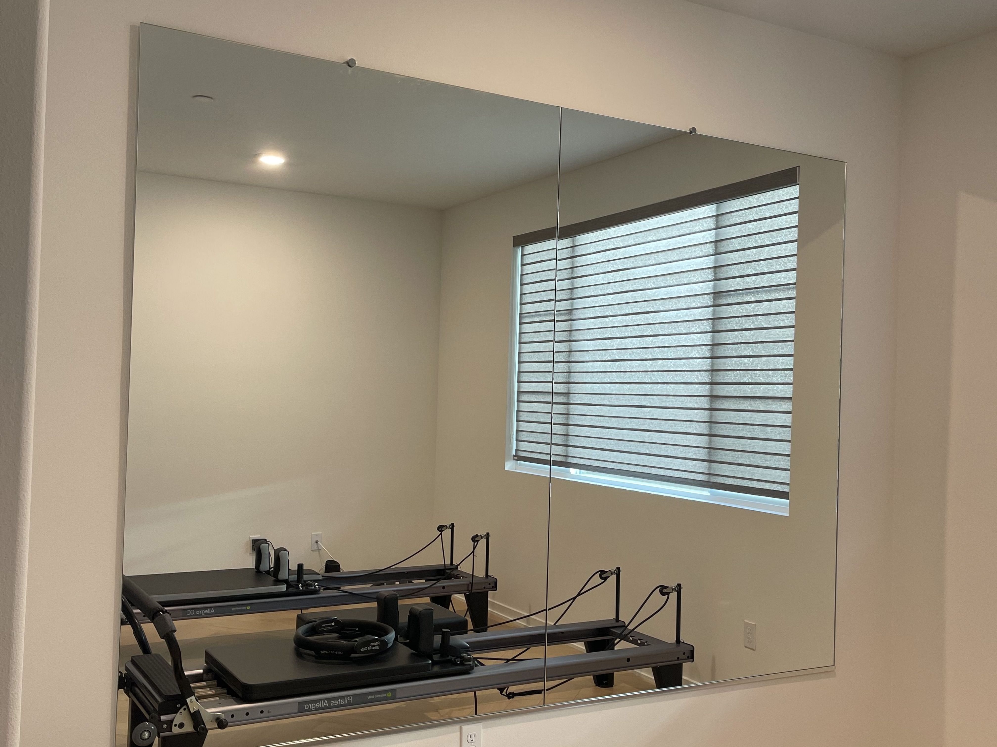 High-Caliber Gym Mirrors at Unbeatable Prices