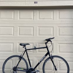 Trek 7.2 FX – Hybrid Fitness Bike – 25” Frame (63.5cm) – 700c Wheels 24-Speed Bicycle XL ~6'3"-6'9"