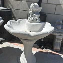 New Fountain Made Out Of Cement Perfect Gift 