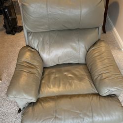 Recliner Chair 