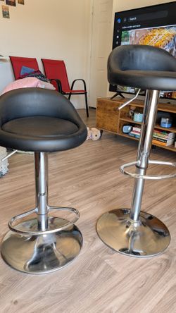 Hydraulic Adjustable Bar Stools – Set of 2 – Black Leather