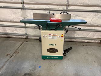 Grizzly G0814 6" Jointer with Cabinet Stand
