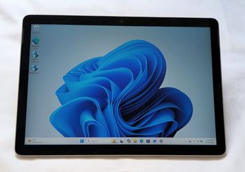 Very NICE MICROSOFT SURFACE GO 2 WINDOWS 11 PRO TABLET 10.5" PENTIUM