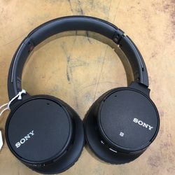 Sony Bluetooth Headphones Like New Condition 