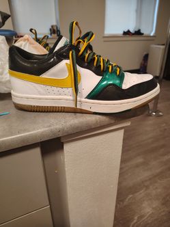 Rasta women's Nikes 9.5