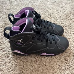 Air Jordan 7 Barely Grape