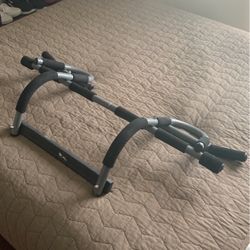 Perfect Door Frame Pullup Bar