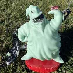 Disneyland Anaheim Oogie Boogie Glow In The Dark Popcorn Bucket 