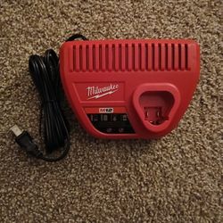Milwaukee Battery Charger