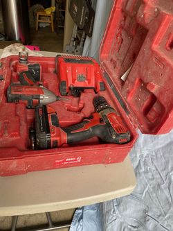Milwaukee 18v Hammer Drill and Impact Driver - Make offer.