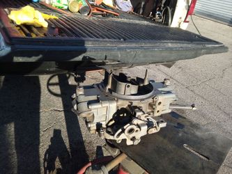Holly double pumper carb