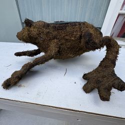 FROG TOPIARY FRAME