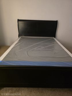 Queen Bed