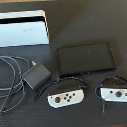 Nintendo Switch (everything In Photo Included)