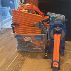 HUGE lot of Hotwheel tracks and gear.