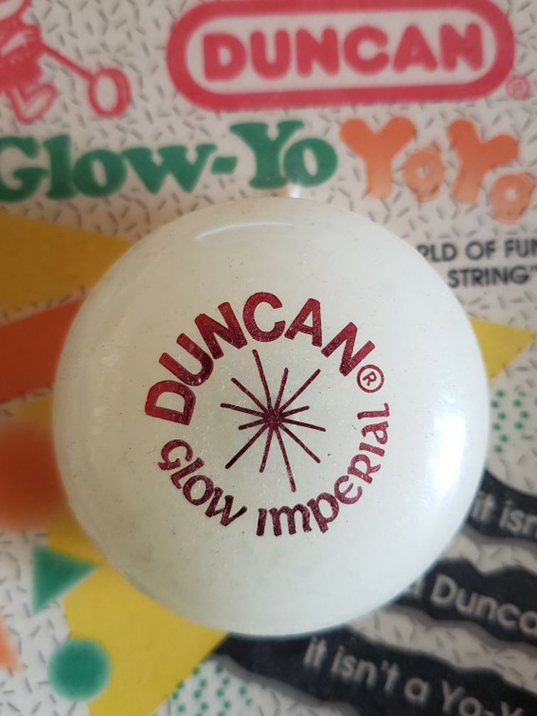 Vintage Mid-century Duncan Glow Imperial yoyo toy