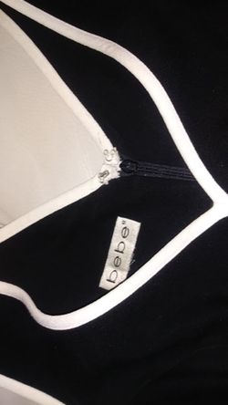 bebé Little Black Dress -white collar applique