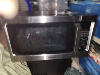 TOSHIBA MICROWAVE OVEN