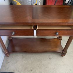 LIKE NEW: Wood Console table