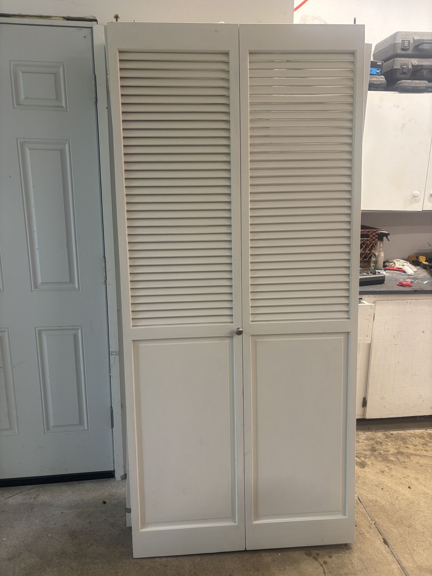 Louvered Bi Fold Doors