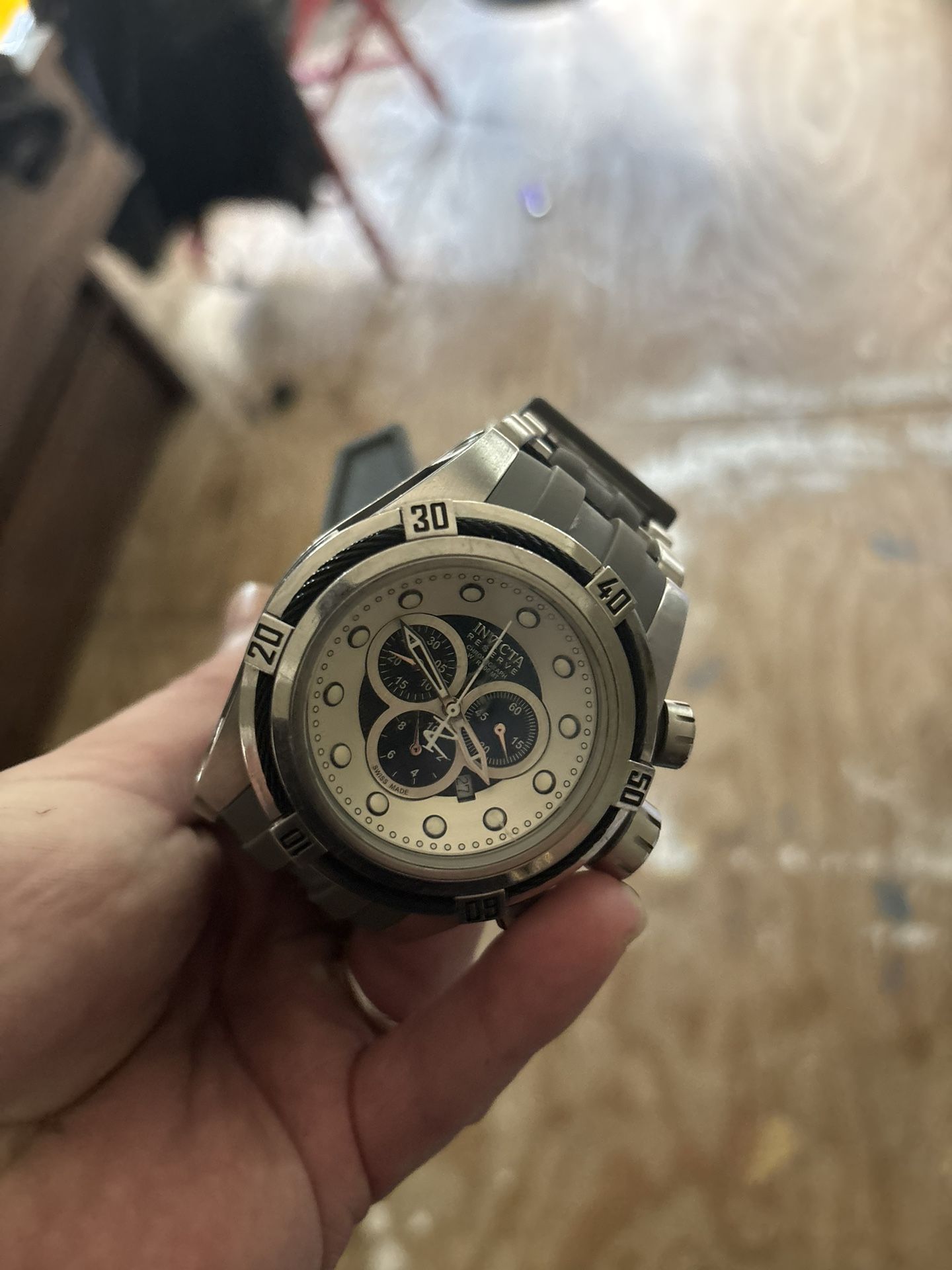 Invicta Bolt Zeus !